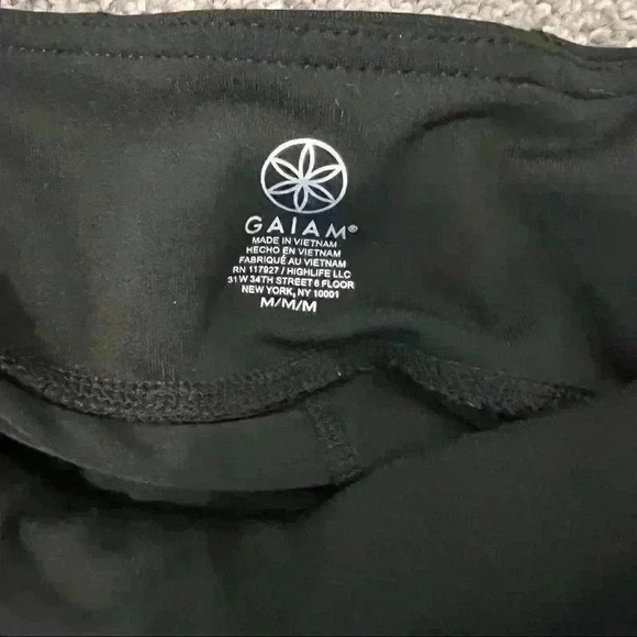 Gaiam Leggings with cutout detail size M Medium - Picture 5 of 5